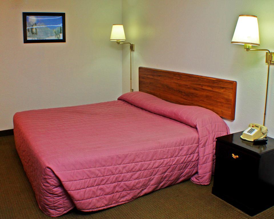 American Dream Inn Elk City Room photo